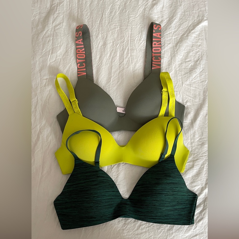Victoria Secret Wireless Bras